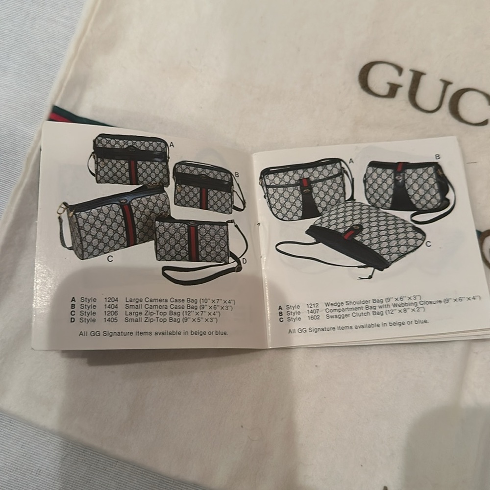 Gucci vintage 1985 GG Accessory Collection dust bag and catalog - Picture 6 of 9